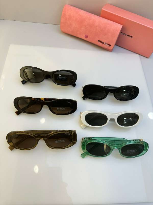 Picture of MiuMiu Sunglasses _SKUfw55531955fw